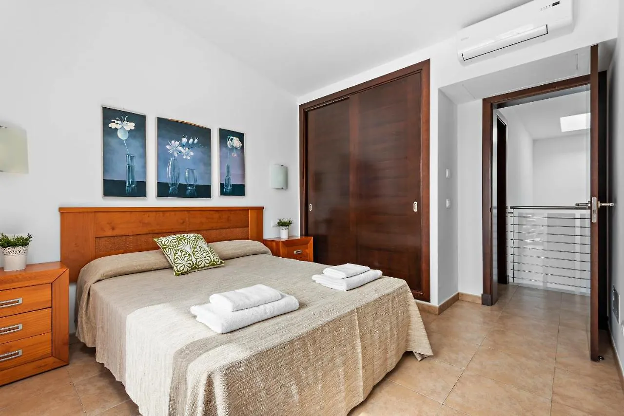 Villas Calan Bosch Olivia Cala'N Bosch